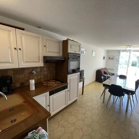 Villa T3 Avec Garage, Terrasse, Piscine Et Wifi - 6 Couchages A Saint-cyprien, Proche Et Commerces - Fr-1-106-89 Saint-Cyprien (Pyrenees-Orientales)