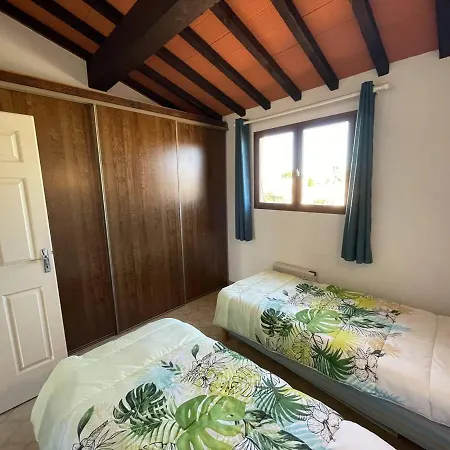 T3 Avec Garage, Terrasse, Piscine Et Wifi - 6 Couchages A Saint-cyprien, Proche Et Commerces - Fr-1-106-89 Villa